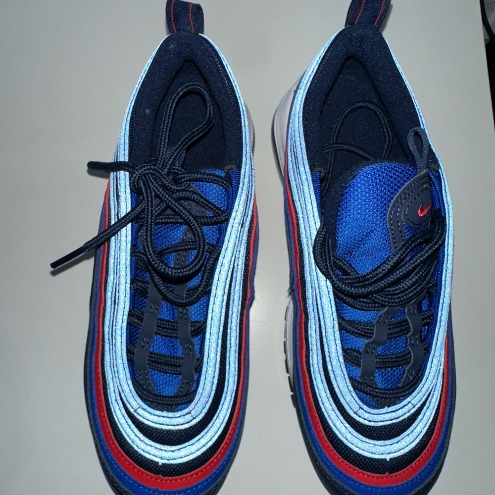 Nike Blue and Red Athletic Shoes - Picture 5 of 6